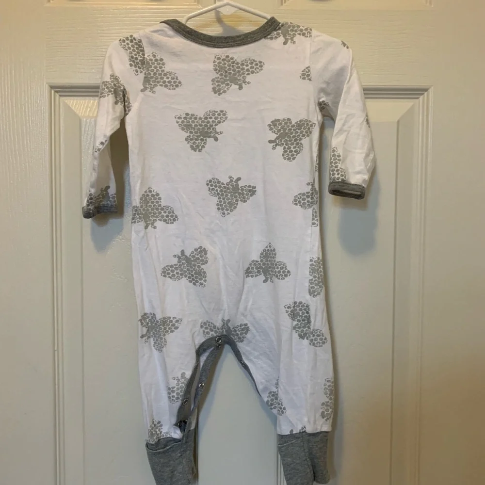 𝅺burt’s Bee One-Piece Coverall
